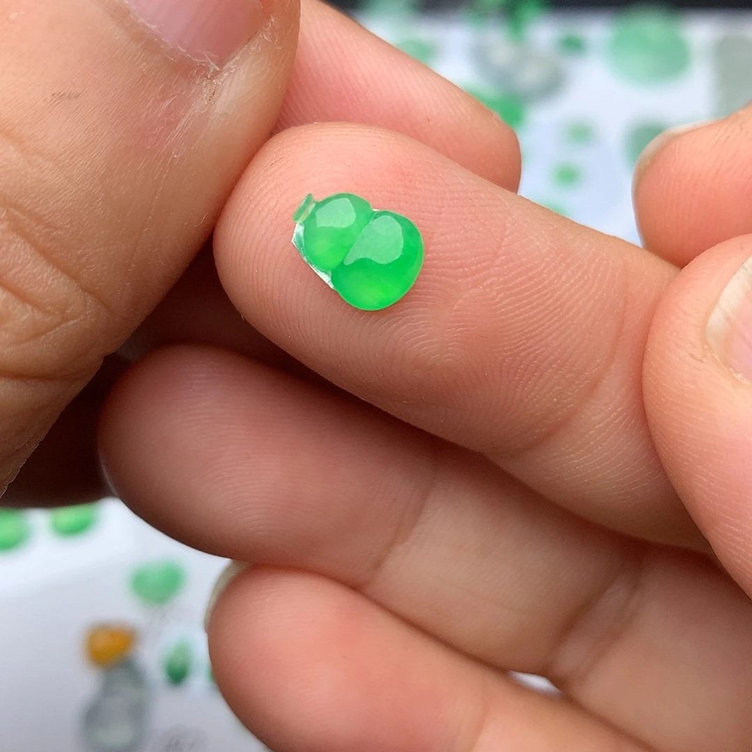 翡翠未镶嵌颈饰翡翠翡翠