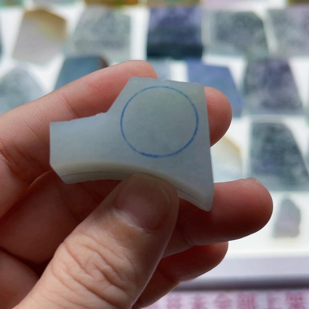 定制翡翠未镶嵌天然翡翠a货