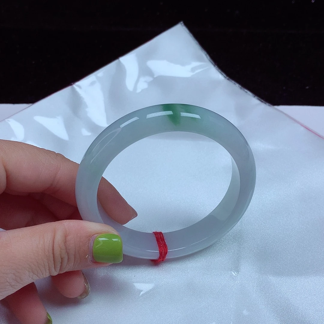 翡翠未镶嵌手镯圈口56