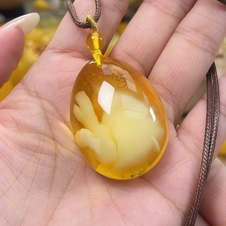 琥珀未镶嵌珠宝奇石琥珀h40