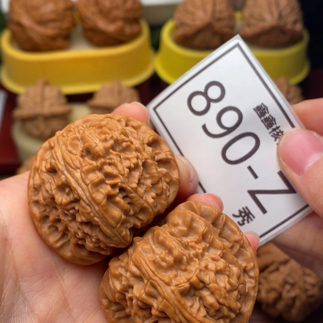 文玩核桃把件白狮子42……