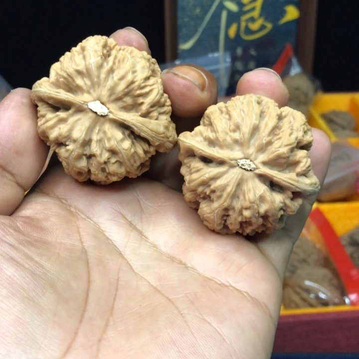 吊坠文玩核桃48，62 克