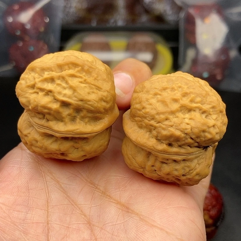 【闪购商品】把件文玩核桃38尺方尊金蟾