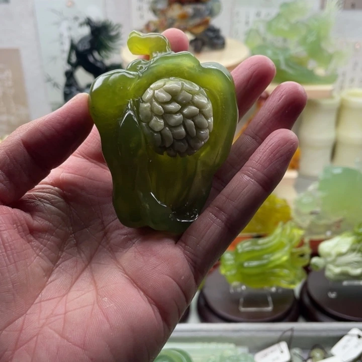 蛇纹石玉未镶嵌四大名玉手把