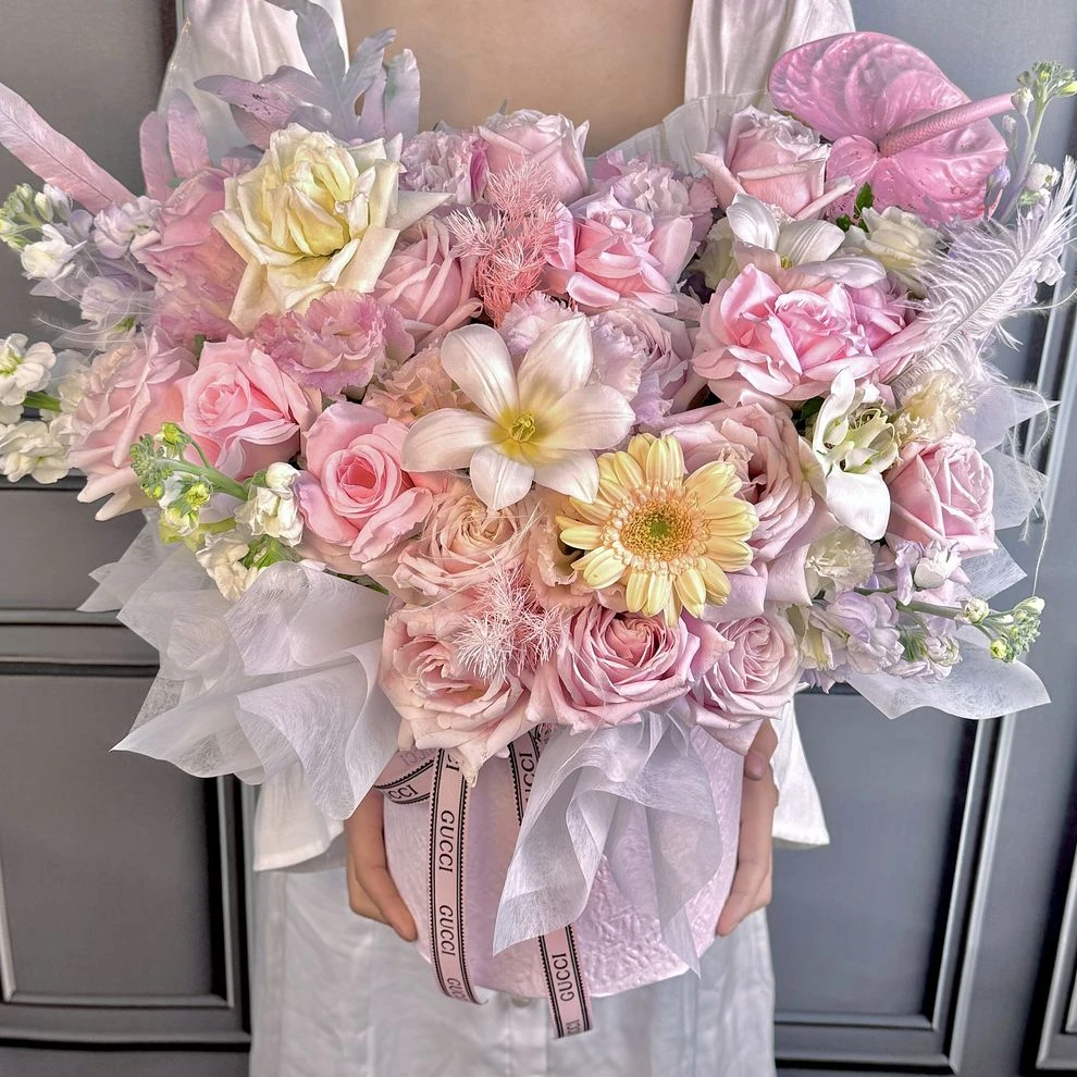 【粉色与她】粉玫瑰花郁金香弗朗紫罗兰彩掌混搭抱抱桶花束生日鲜花生日礼物生日花束花店送花上门