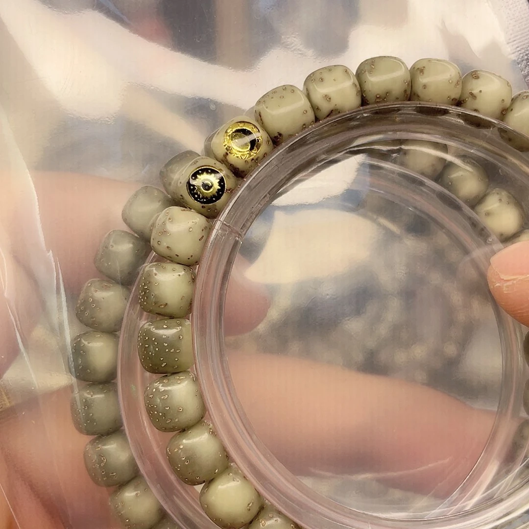 吊坠星月菩提河豚双标46.8