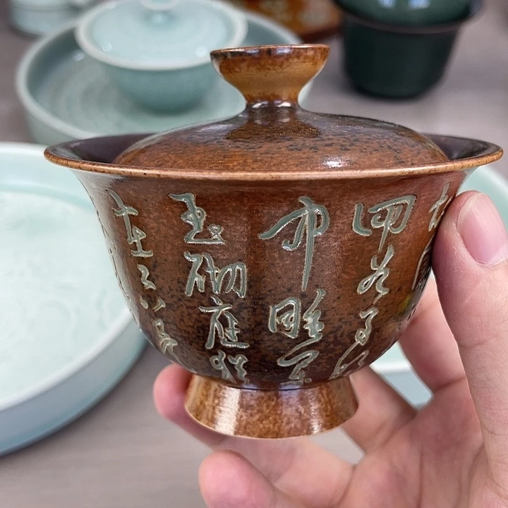 龙泉青瓷等传统工艺品的