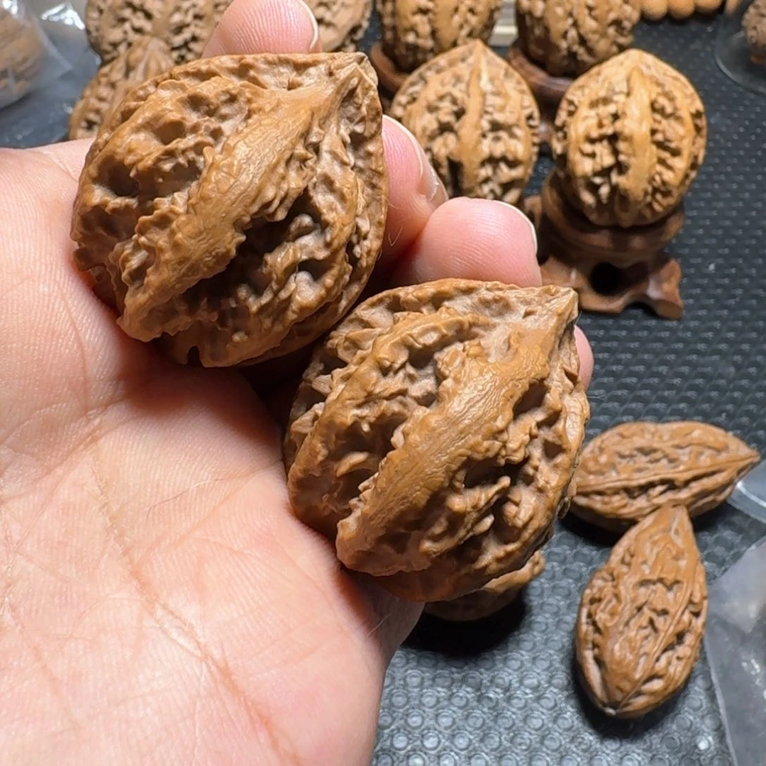 文玩核桃把件矮壮八棱