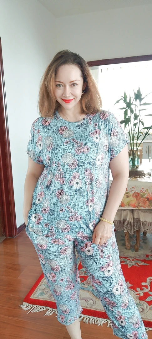 舒适时尚女睡衣套装