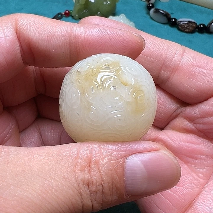 和田玉未镶嵌挂件大***宙