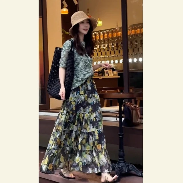 洋气减龄漂亮时尚炸街小个子搭配一整套绿色上衣碎花半身裙套装夏