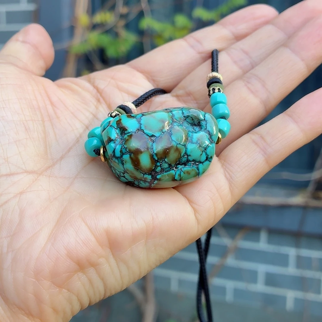 18K金镶嵌绿松石珠宝奇石