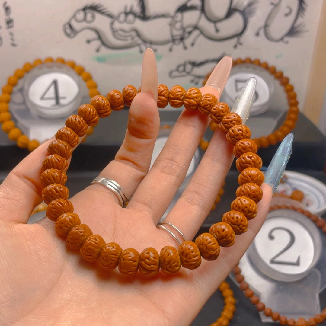 洋***娃吊坠桃核1.1111111111111555555555