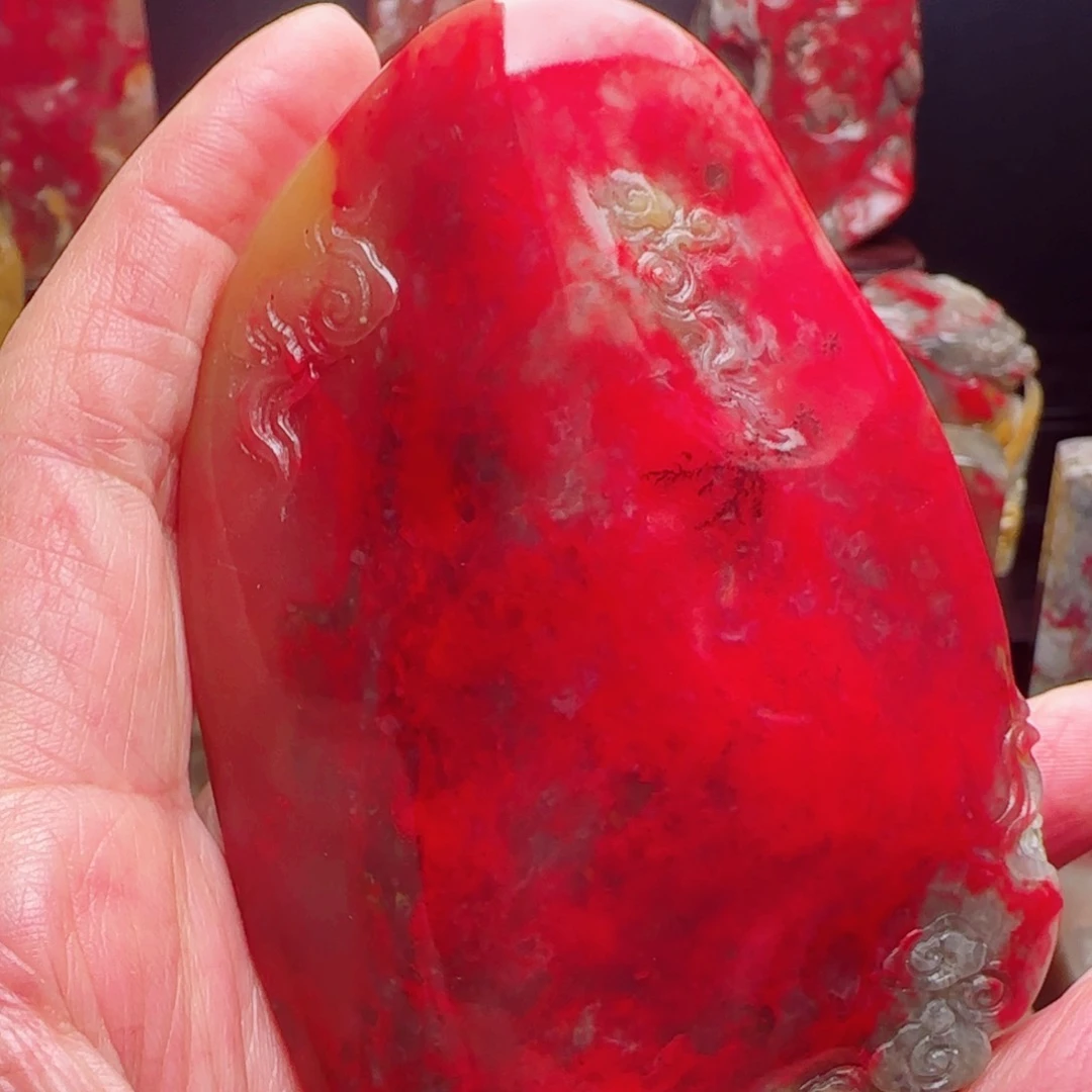 昌化石用****8昌化鸡血石