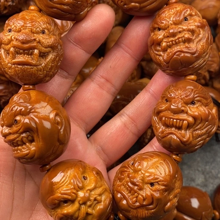 橄榄核吊坠前*橄榄核手持