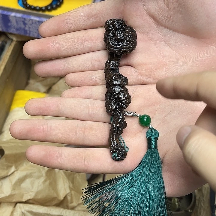 大叶紫檀（黑酸枝木类）