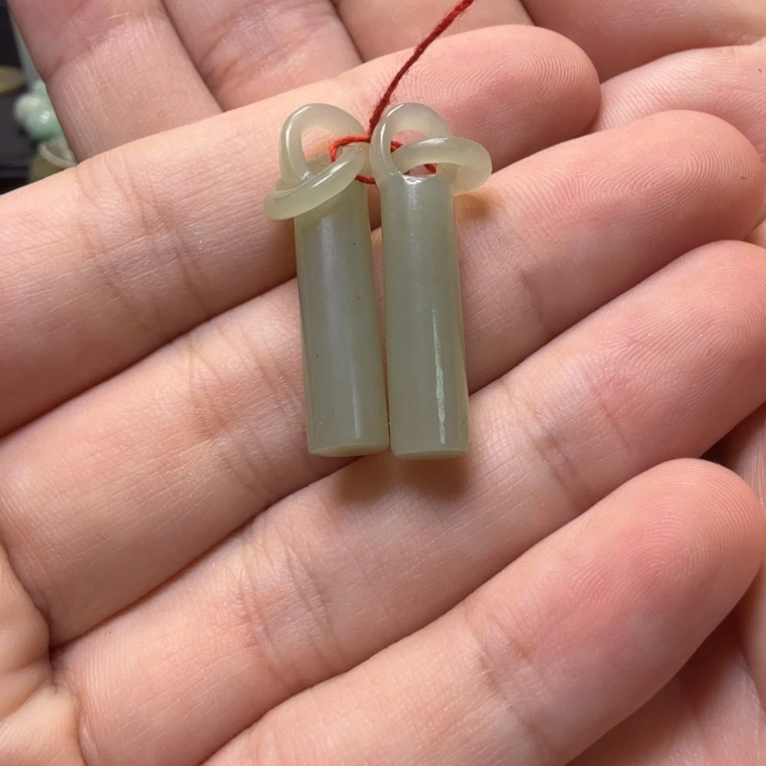 妙***)和田玉未镶嵌颈饰