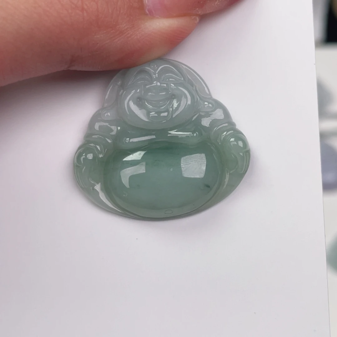 翡翠未镶嵌颈饰佛公