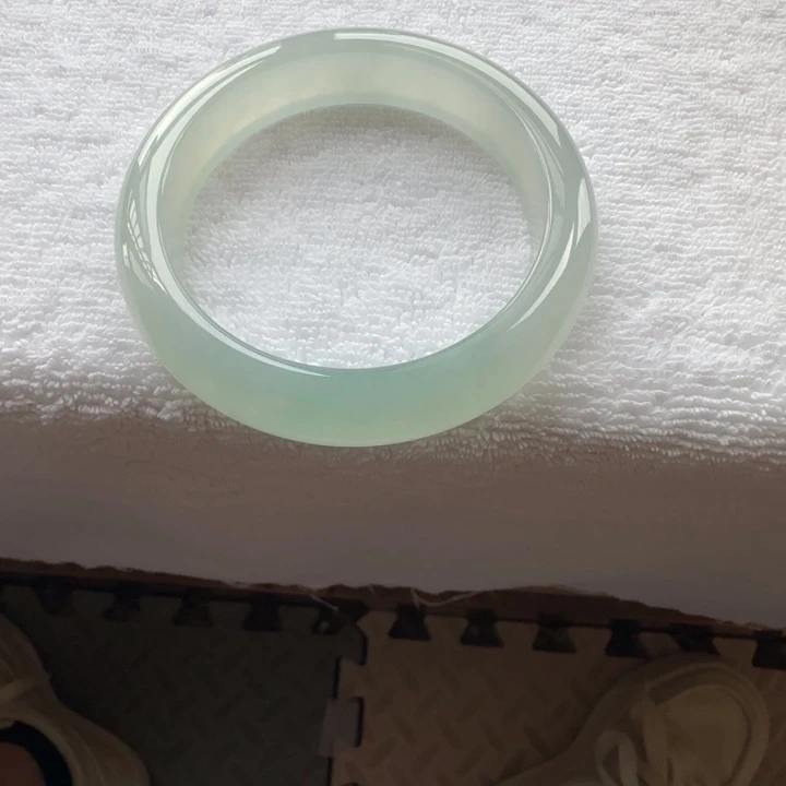 娜***娜翡翠手镯未镶嵌翡翠冰种手镯