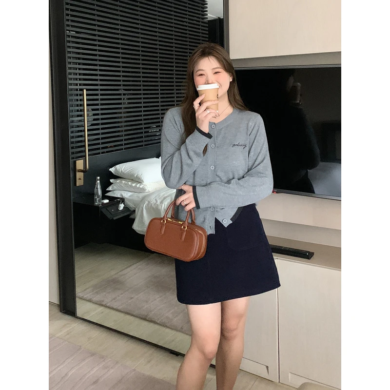 【ALINDM年终大清仓】秋胖mm法式短款上衣200斤学院风针织L81107