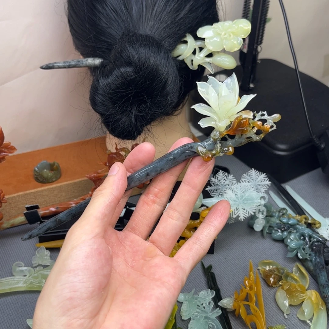 憨***憨蛇纹石玉未镶嵌发饰