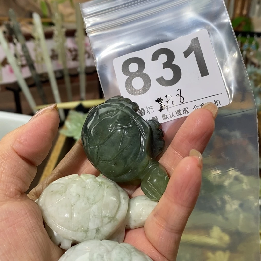 蛇纹石玉未镶嵌玉簪琴