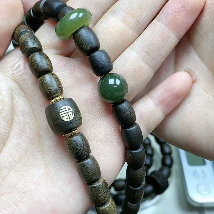沉香手串军*越南芽庄白奇楠沉水料