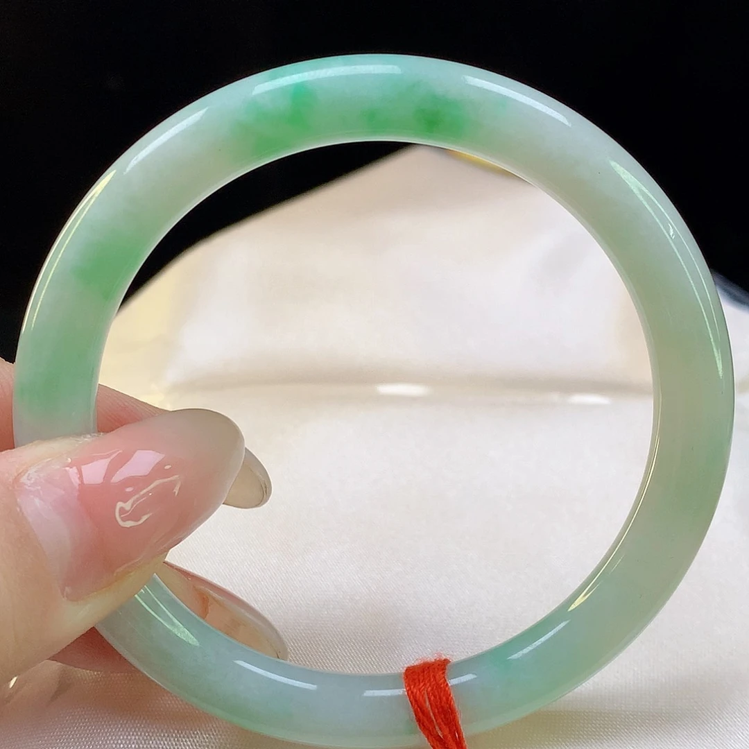 翡翠手镯未镶嵌天然翡翠5138