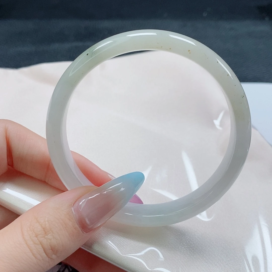 【闪购商品】未镶嵌手镯翡翠465号