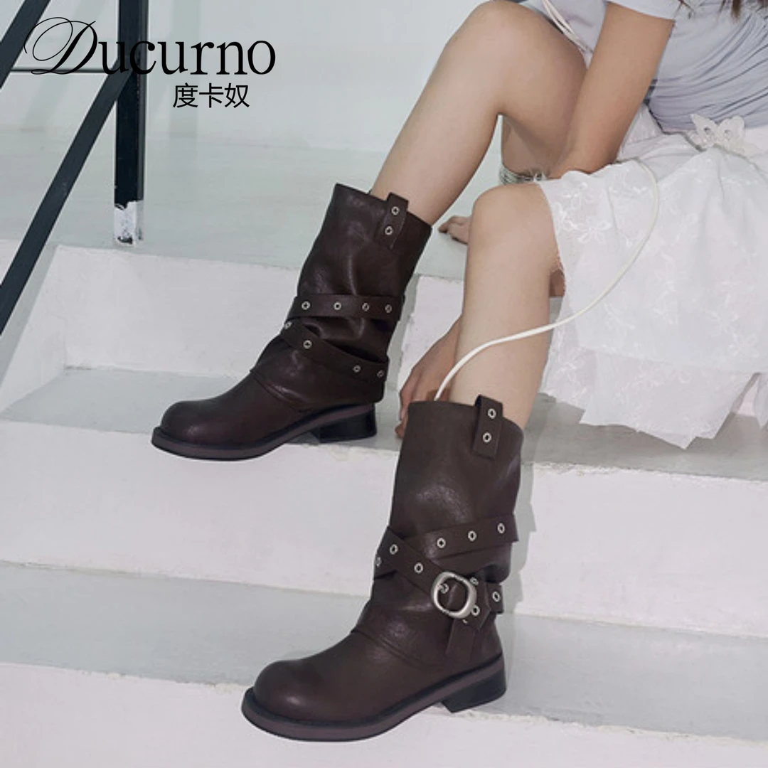 DUCURNO4cm中跟复古圆头裤管靴女皮带扣粗跟中筒机车靴黑色马丁靴