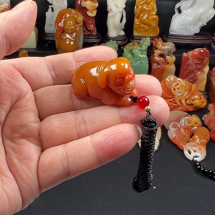 寿山石老性芙蓉石