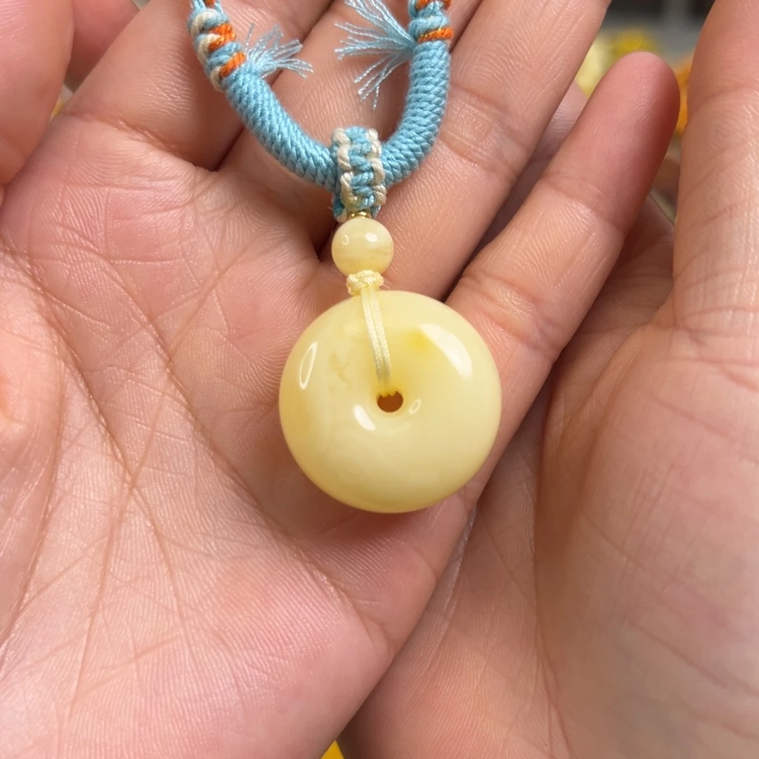 裸石蜜蜡未镶嵌蜜蜡