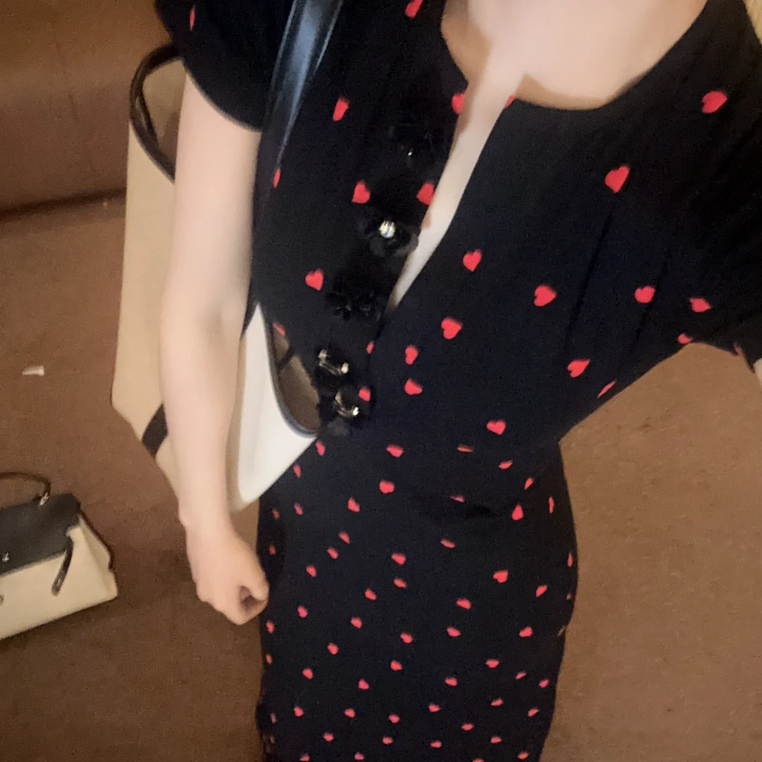 【OS&one show】夏季新款心形辣妹轻奢法式中长款显瘦包臀连衣长裙