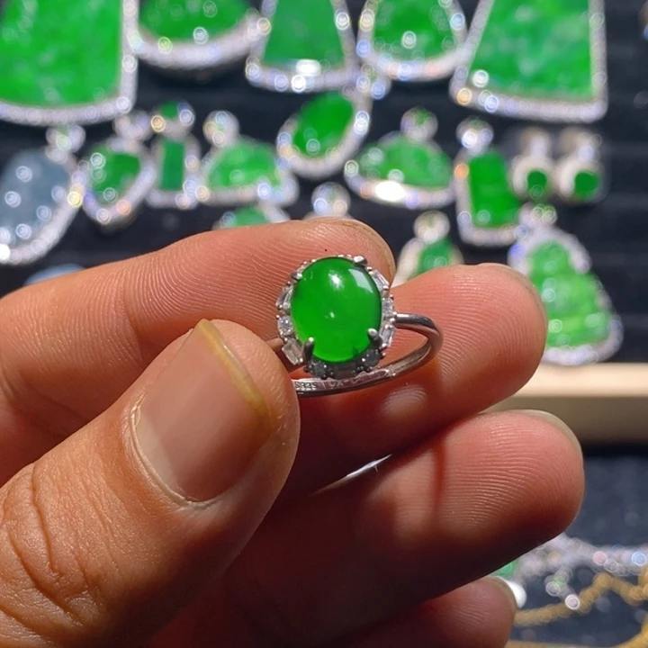 翡翠戒指银S925镶嵌天然A货翡翠