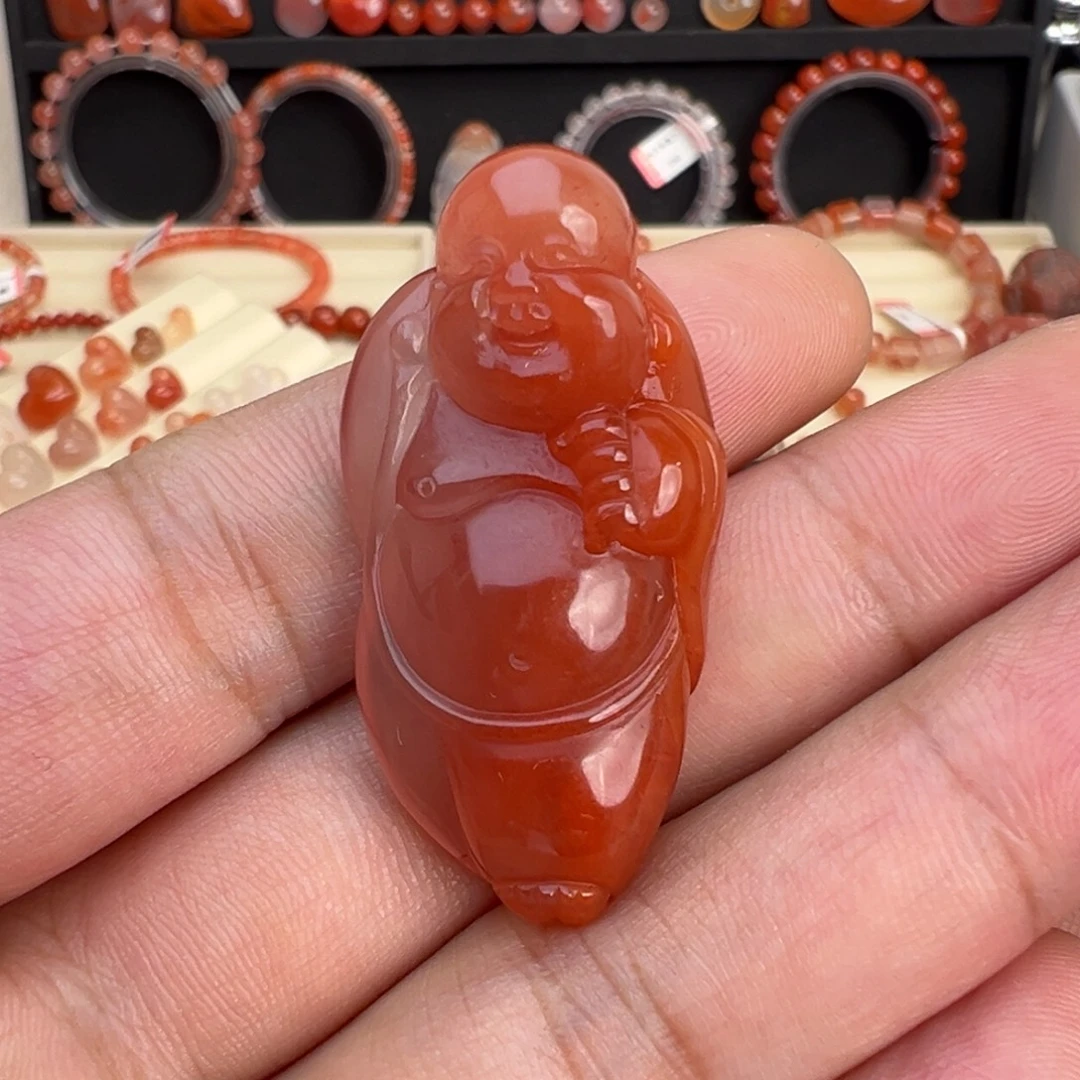 南红玛瑙未镶嵌颈饰弥勒佛21*42