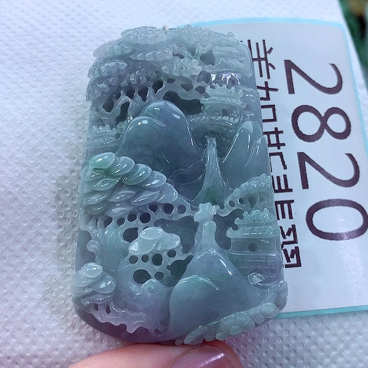 吊坠(不含链)未镶嵌翡翠