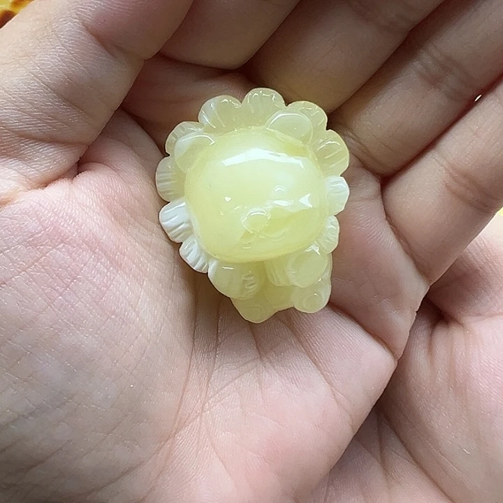 琥珀未镶嵌珠宝奇石小獅子打孔不退换