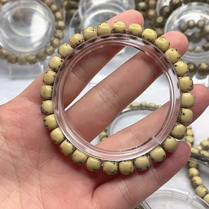 手串星月菩提悲***茶河豚