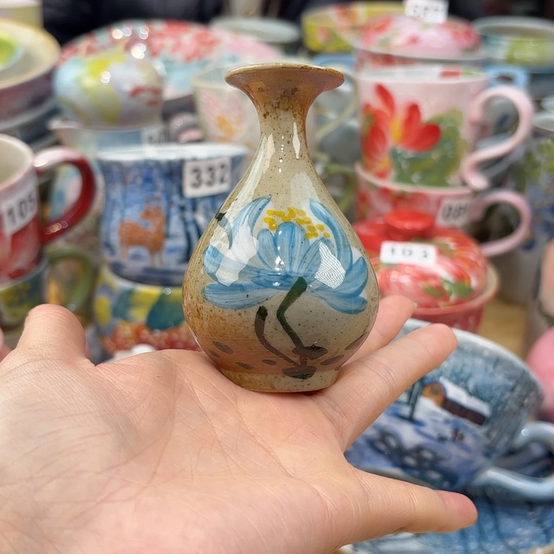 瓷片兔兔盖茨。兔兔好