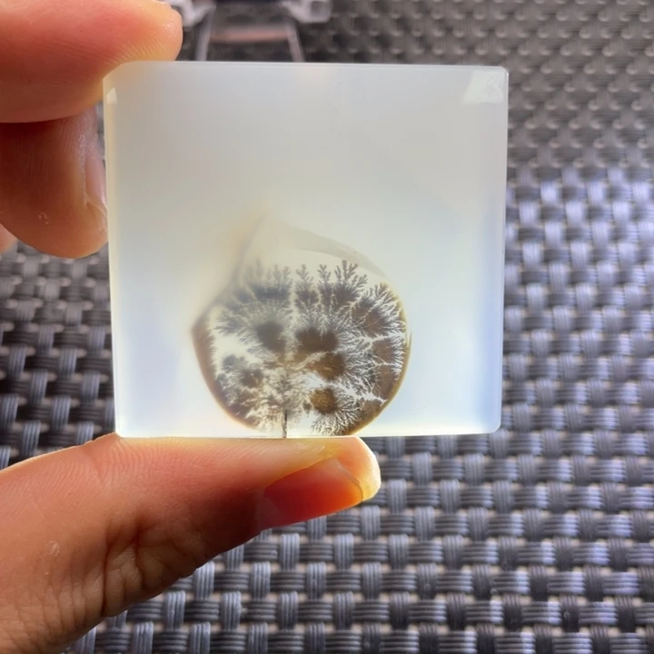 武***话玛瑙/玉髓未镶嵌颈饰