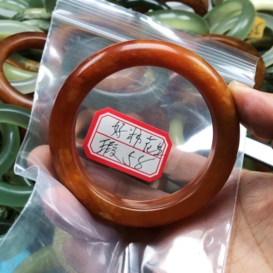 蛇纹石玉手镯未镶嵌?****?