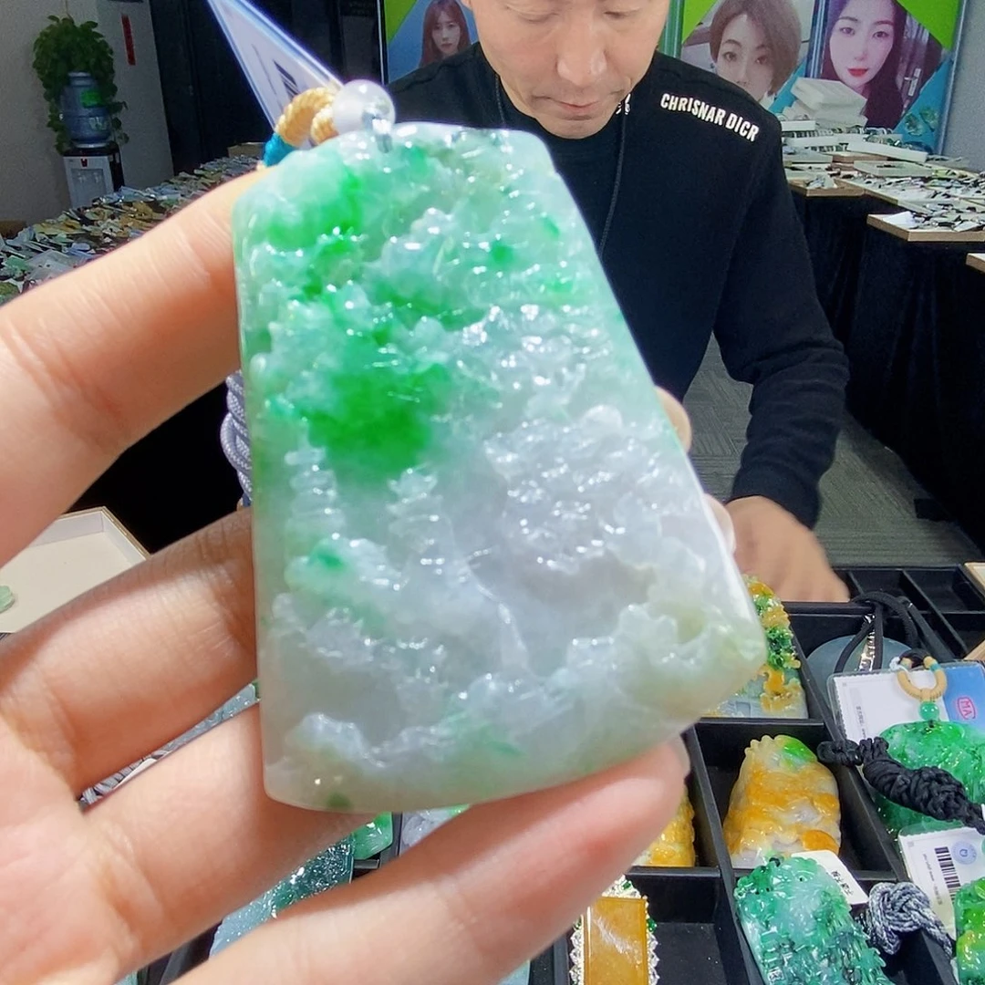 颈饰未镶嵌翡翠翡翠