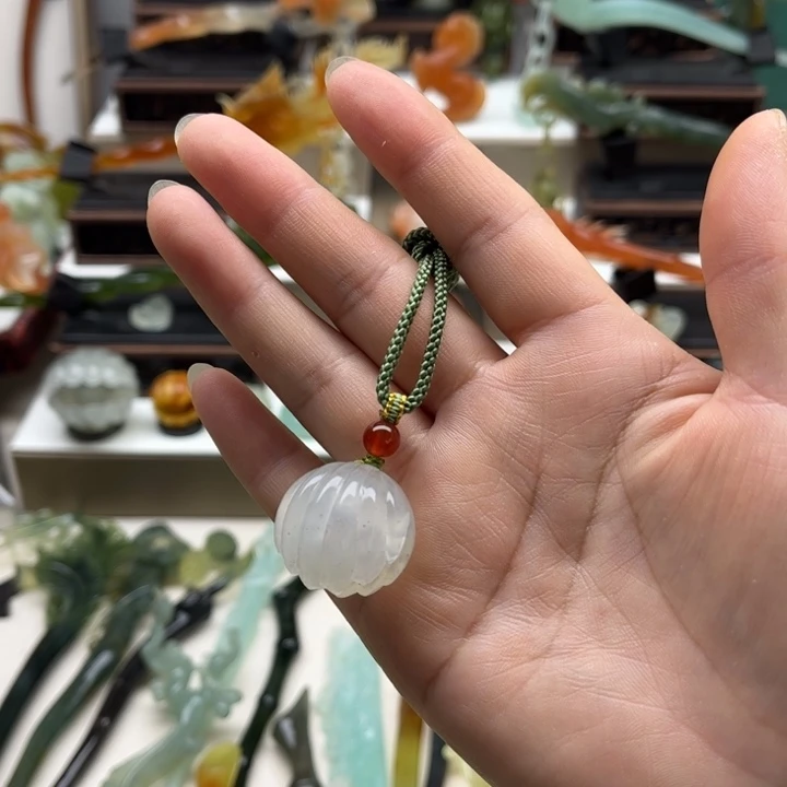 蛇纹石玉未镶嵌岫玉发簪