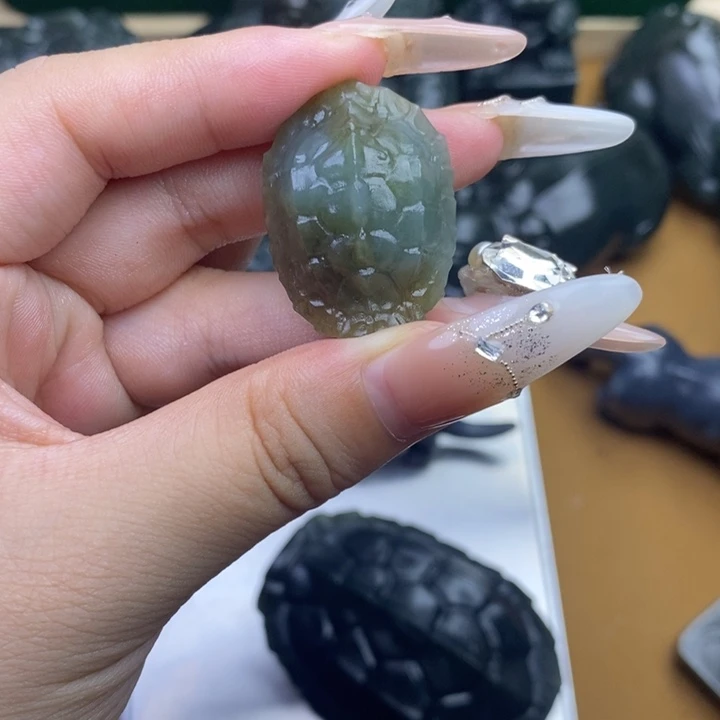 和田玉（糖玉）未镶嵌挂件