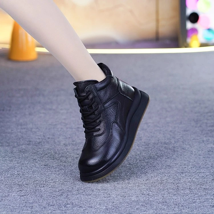 1253真皮加绒短靴女冬新款头层牛皮软底软面松糕软底轻便马丁靴