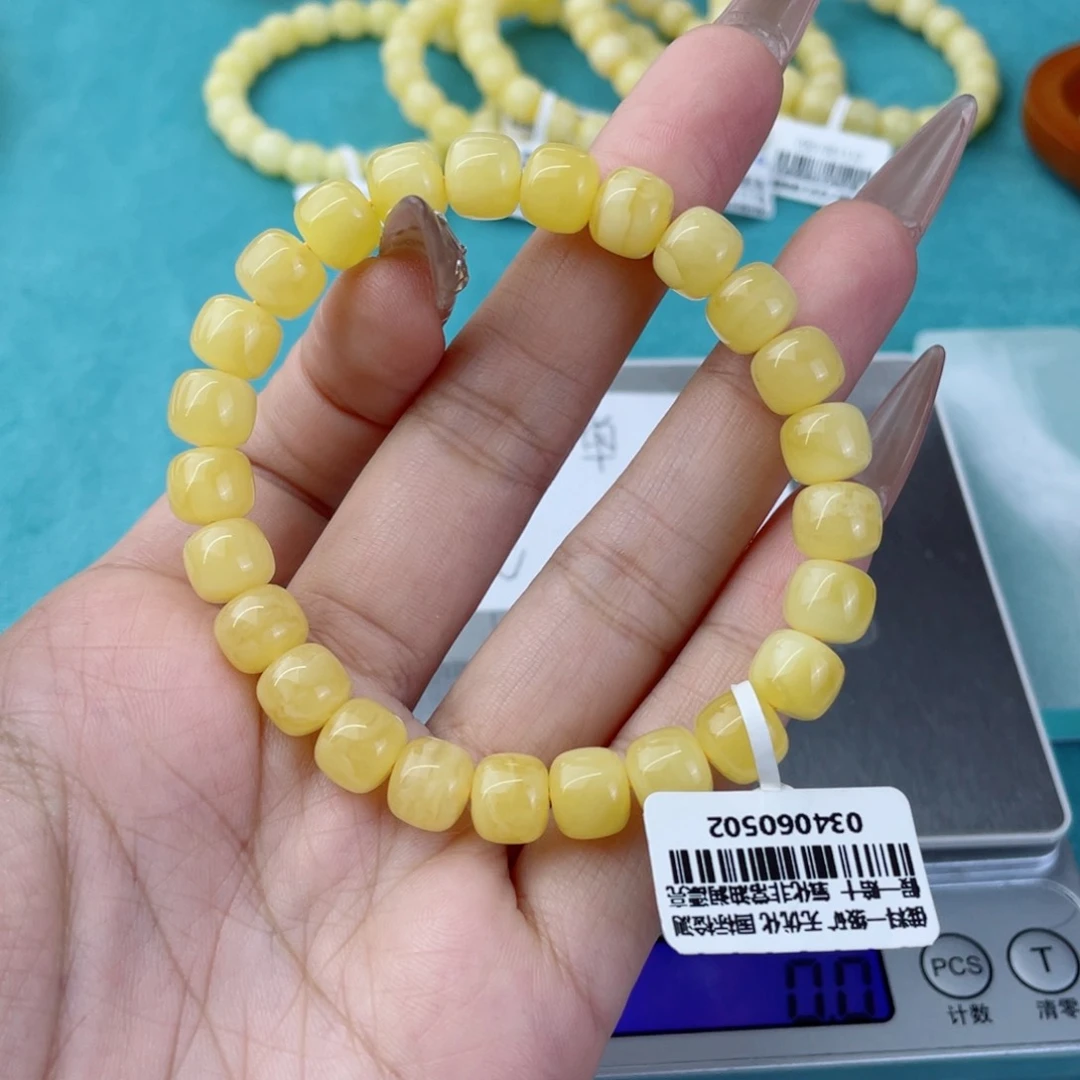 蜜蜡裸石未镶嵌蜜蜡79