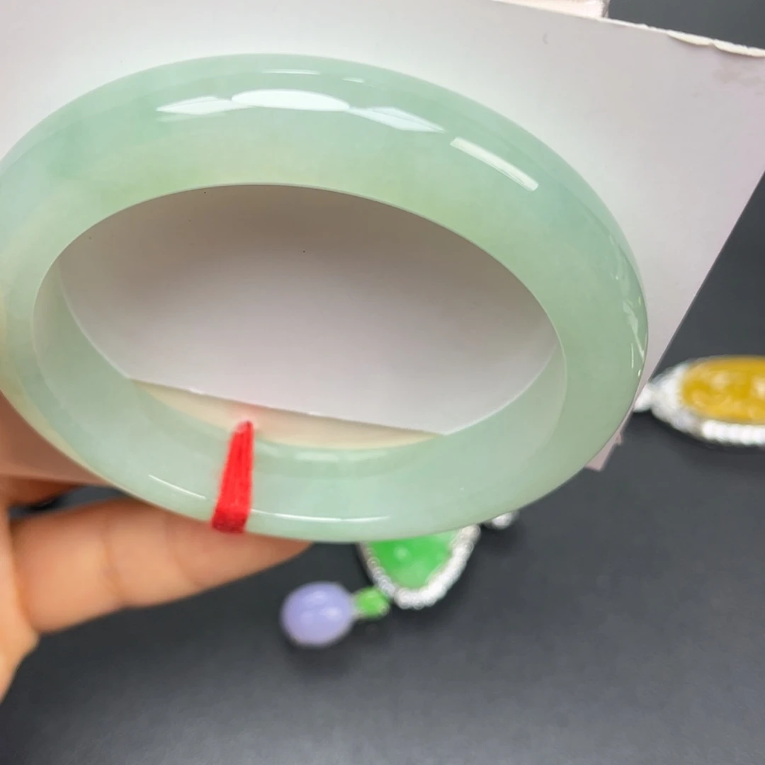 翡翠未镶嵌手镯手镯