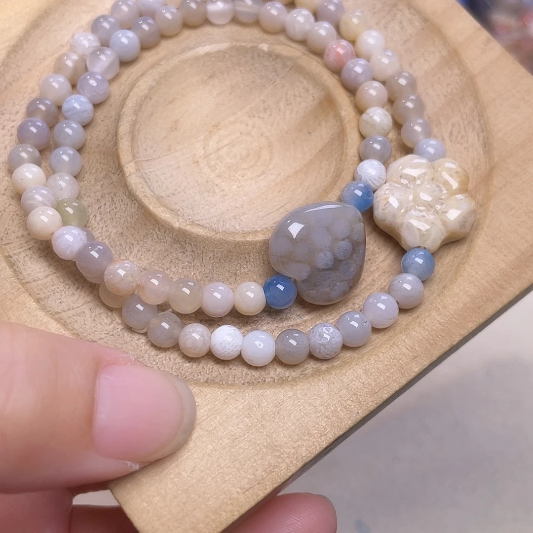 未镶嵌手镯硅化玉