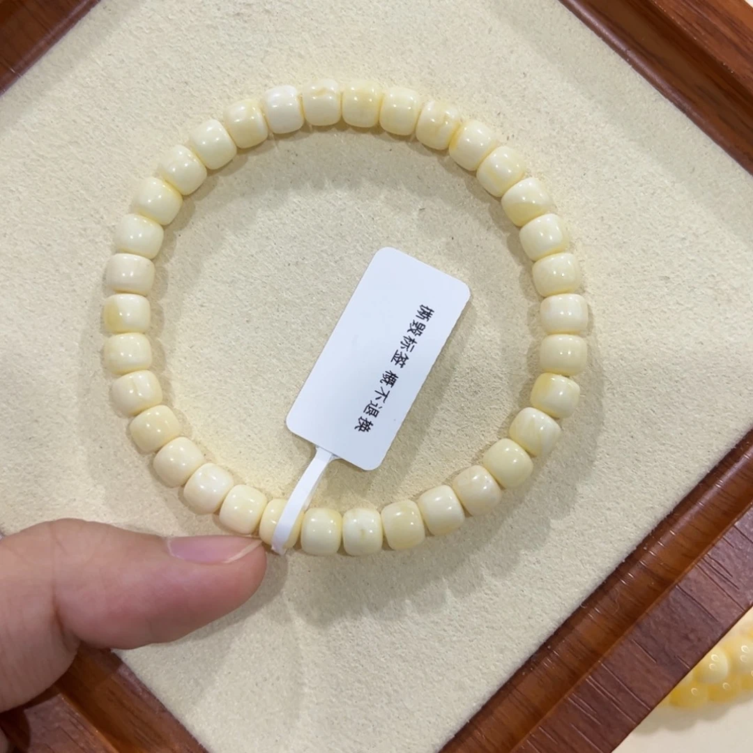 局***气蜜蜡未镶嵌手链6.3m瓷白老型单圈