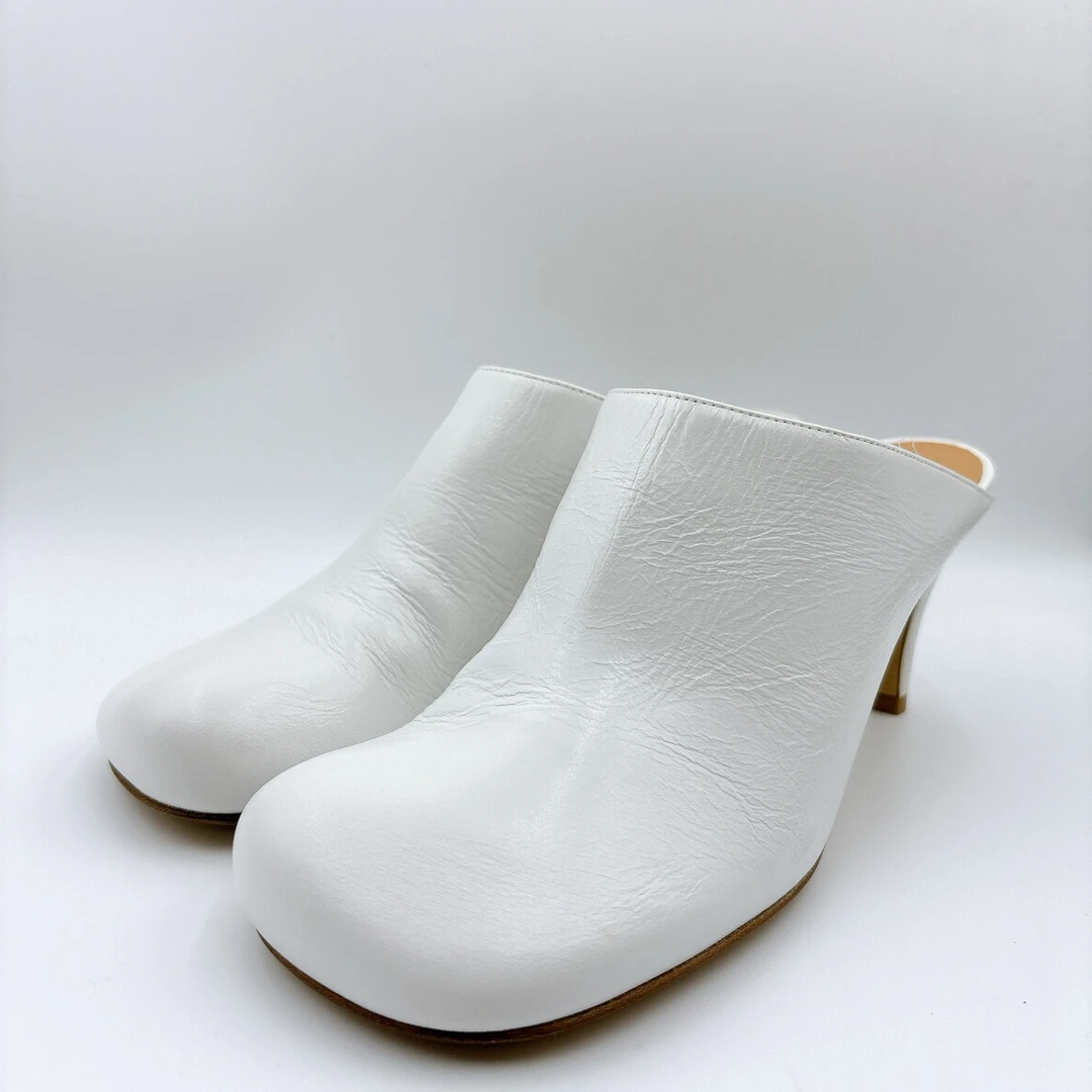 全新未使用 BOTTEGA VENETA/葆蝶家 38码/白色胖头高跟拖/BM00907